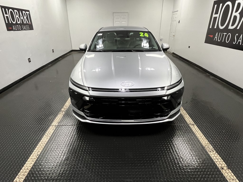 2024 Hyundai Sonata Image 2
