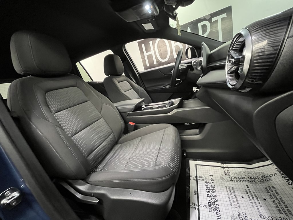 2025 Chevrolet Equinox Image 11