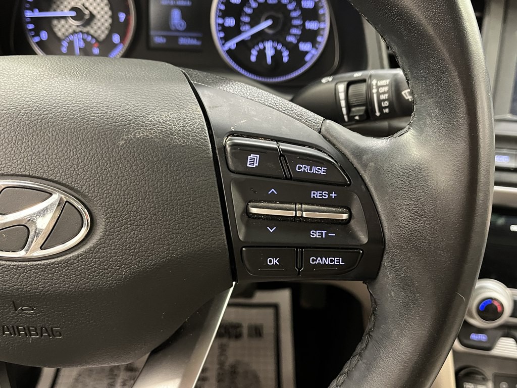 2020 Hyundai Elantra Image 25