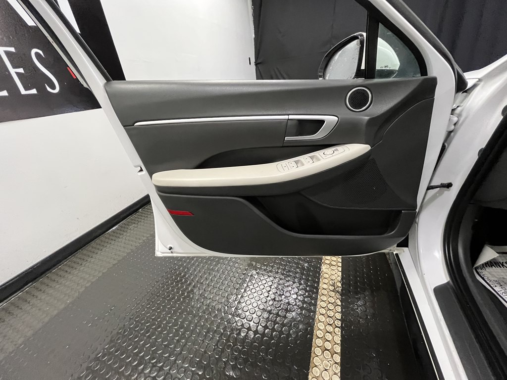 2025 Hyundai Sonata Image 7