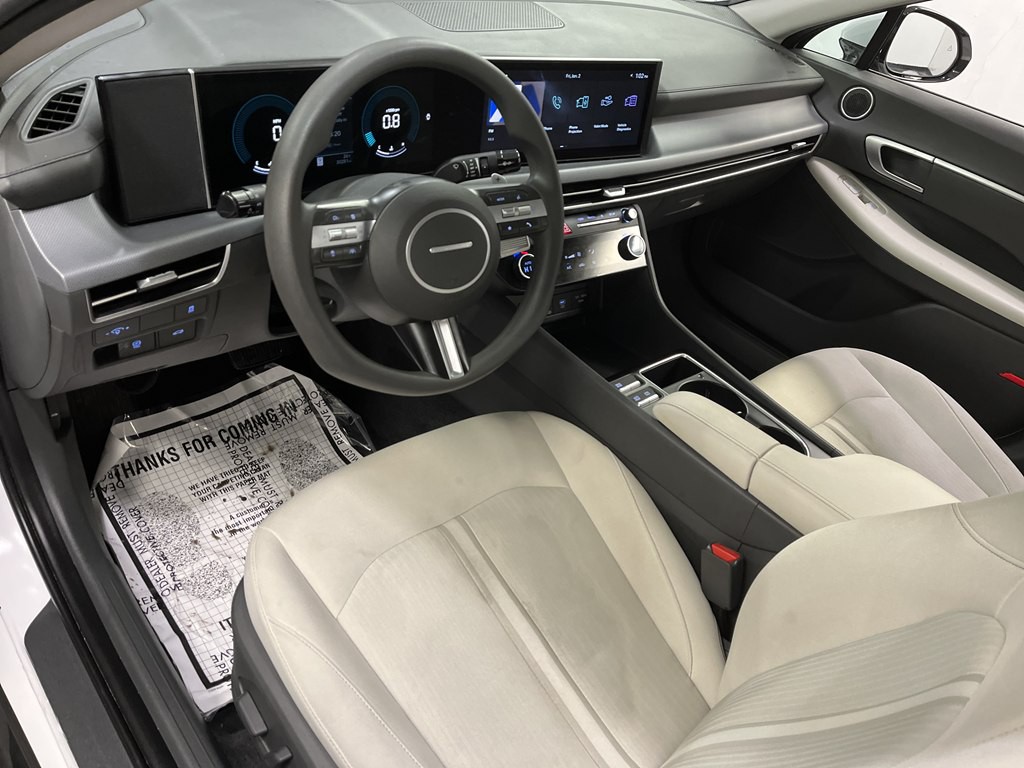 2025 Hyundai Sonata Image 9
