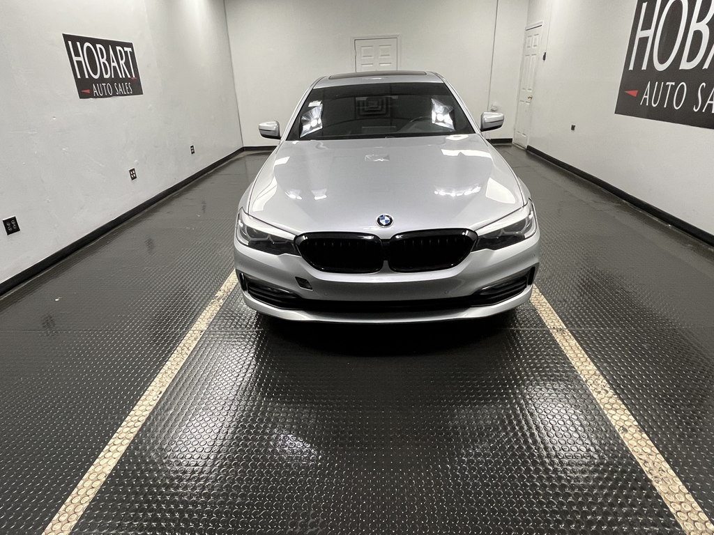 2018 BMW 5 Series Image 2