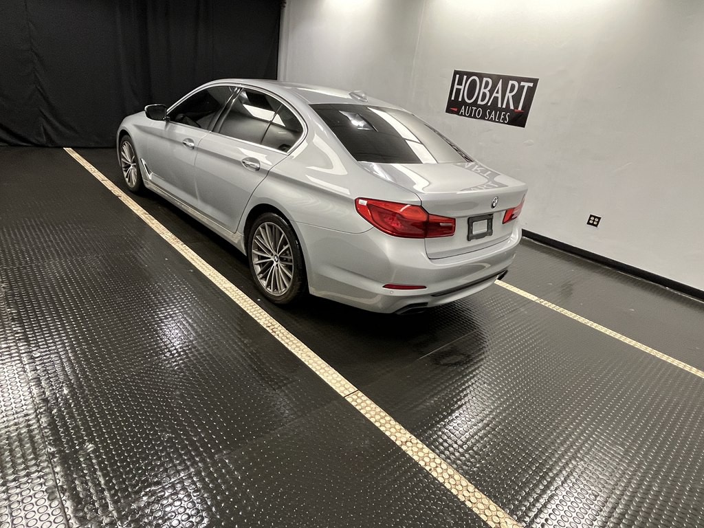 2018 BMW 5 Series Image 4