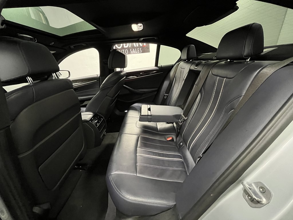 2018 BMW 5 Series Image 14