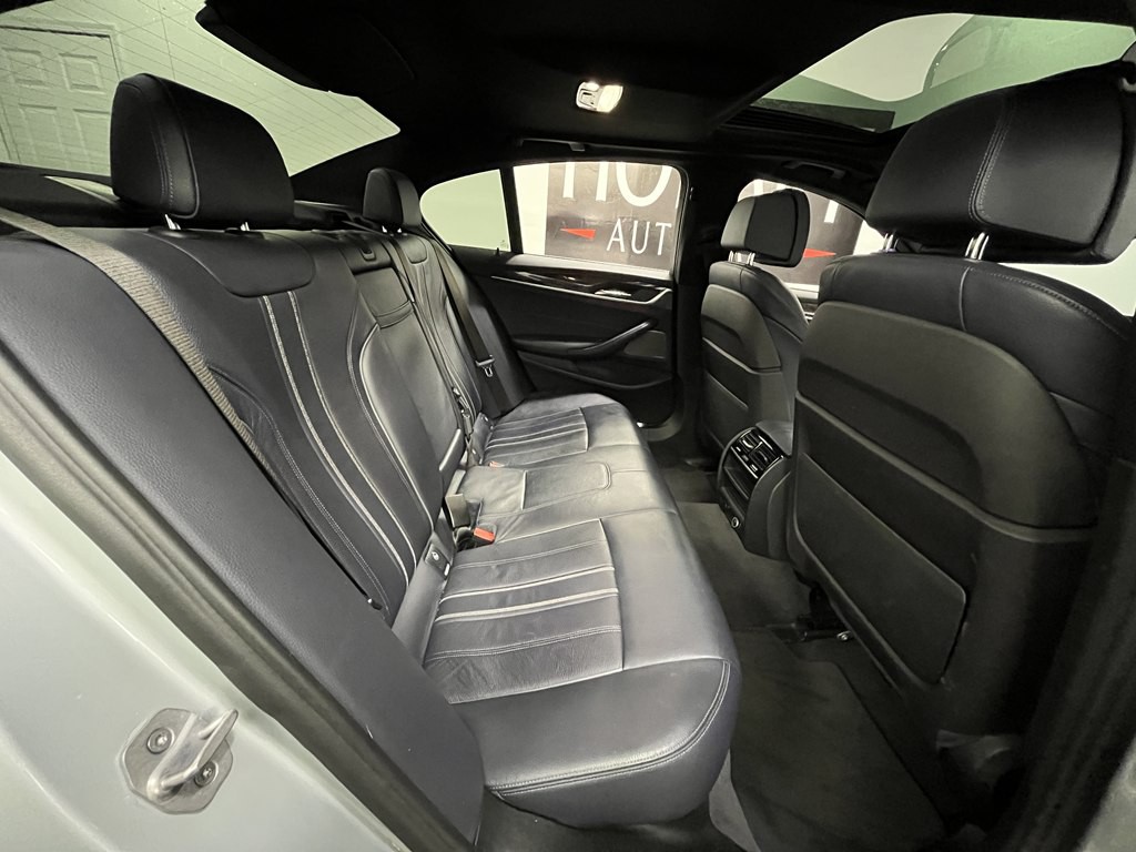 2018 BMW 5 Series Image 18