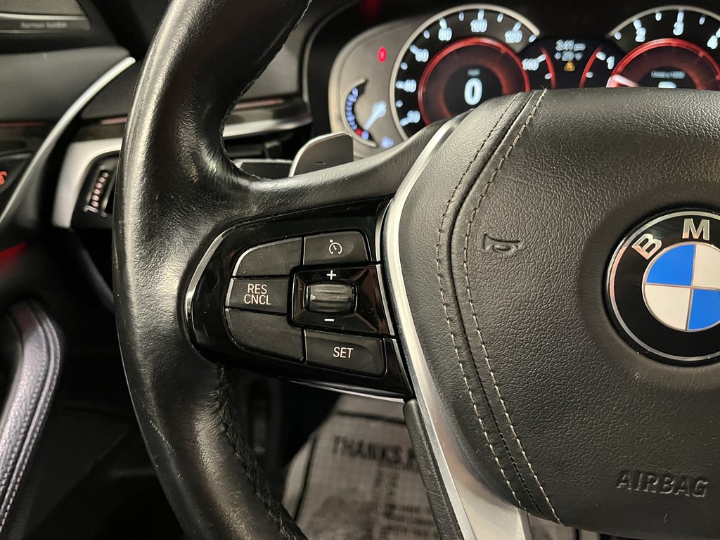 2018 BMW 5 Series Image 27