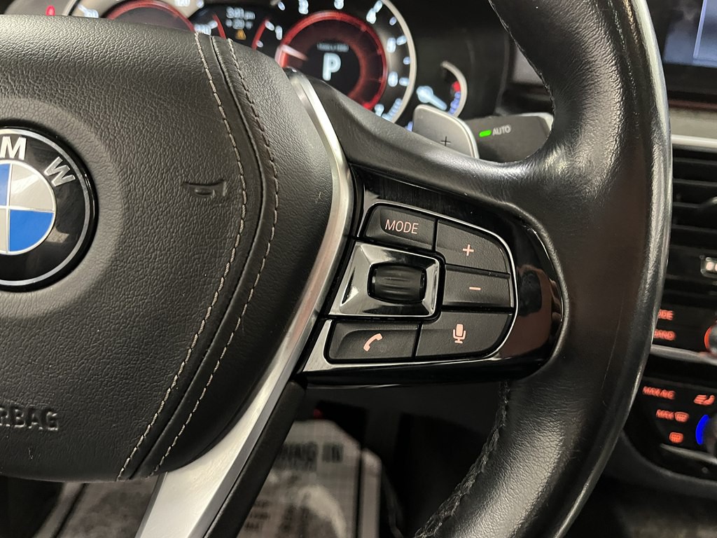 2018 BMW 5 Series Image 28