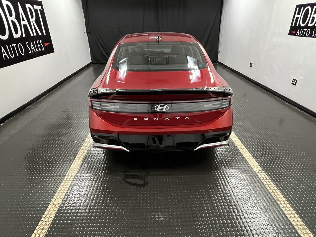 2025 Hyundai Sonata Image 3