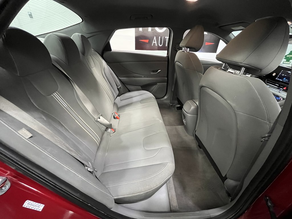 2024 Hyundai Elantra Image 14