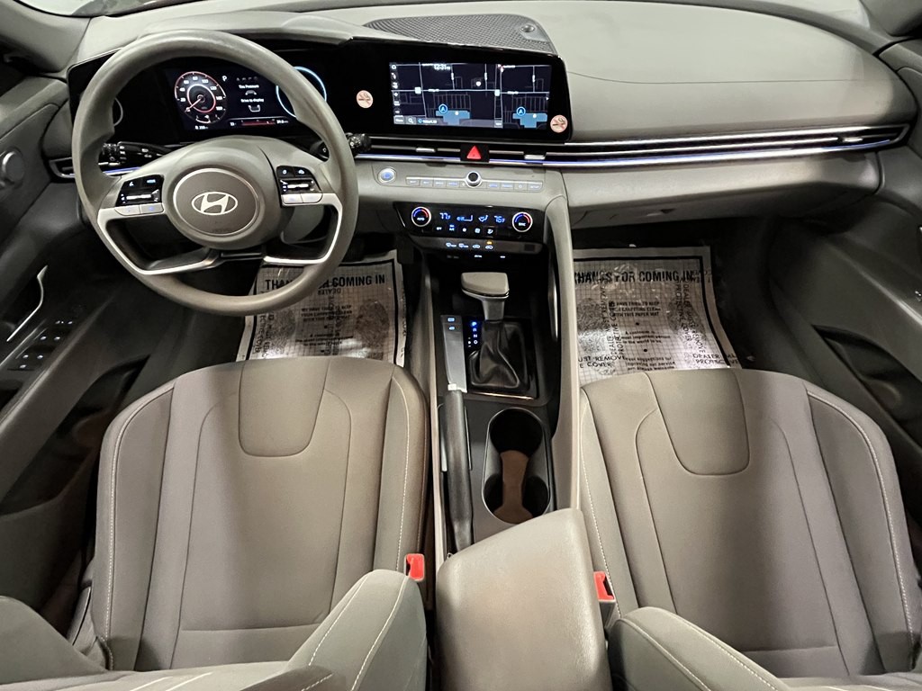 2024 Hyundai Elantra Image 16