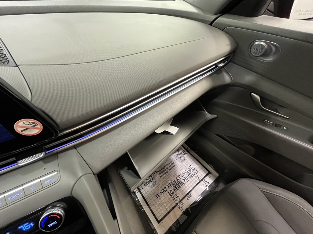 2024 Hyundai Elantra Image 20