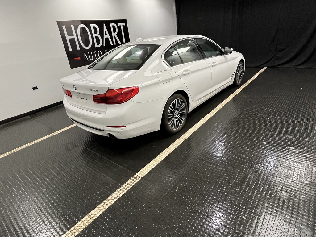 2019 BMW 5 Series Image 6