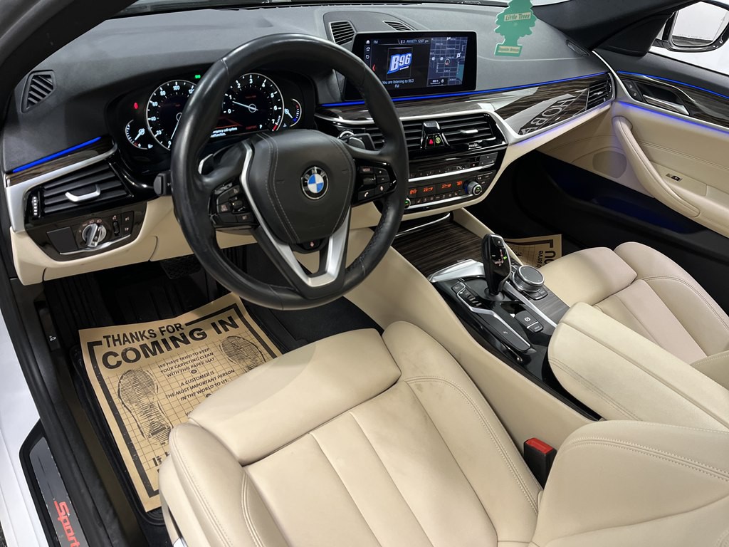 2019 BMW 5 Series Image 9