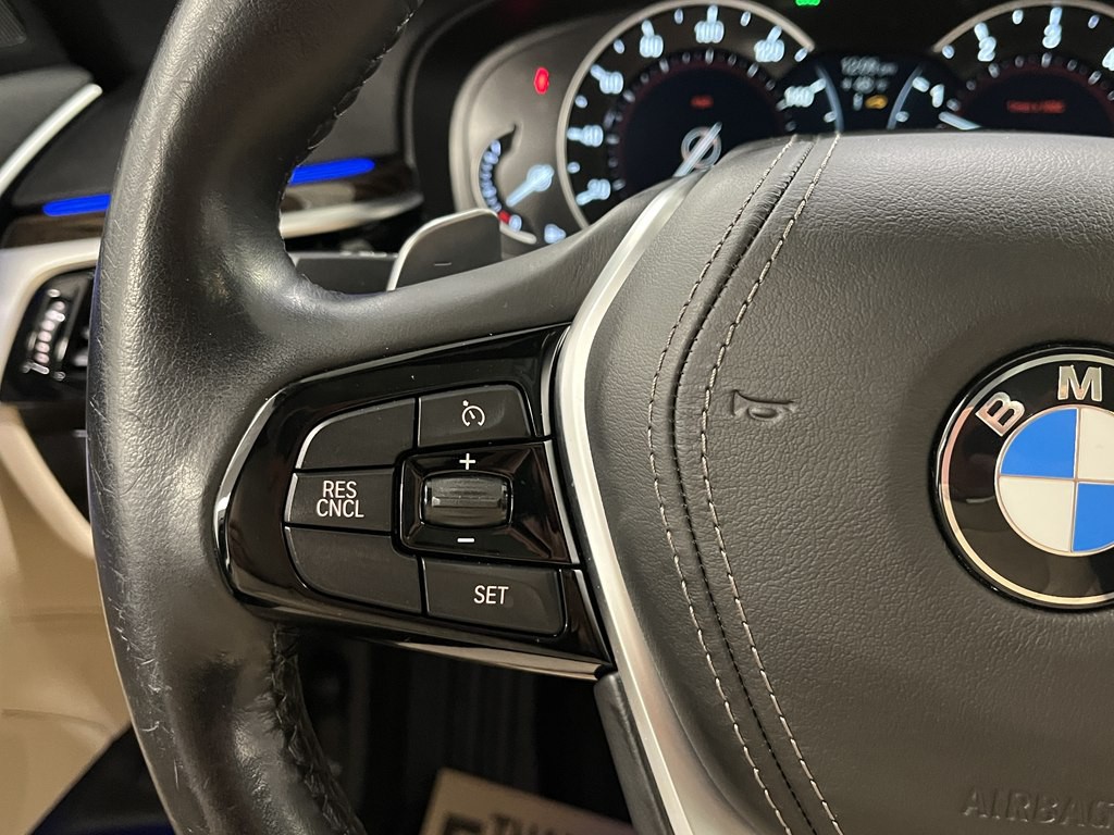 2019 BMW 5 Series Image 27