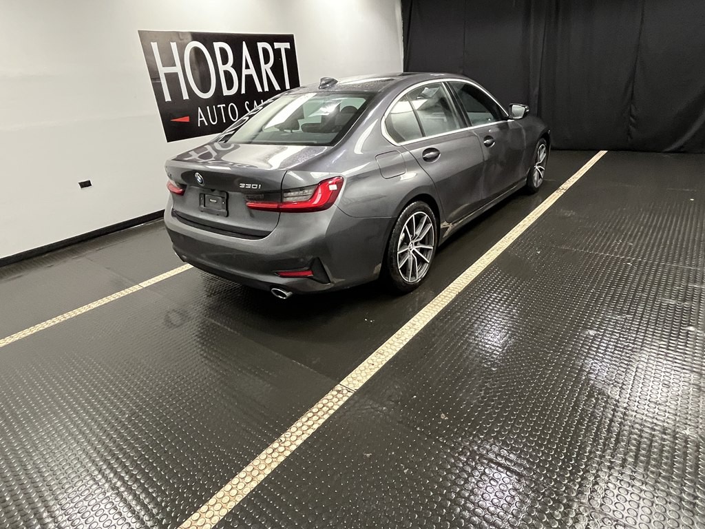 2021 BMW 3 Series Image 6