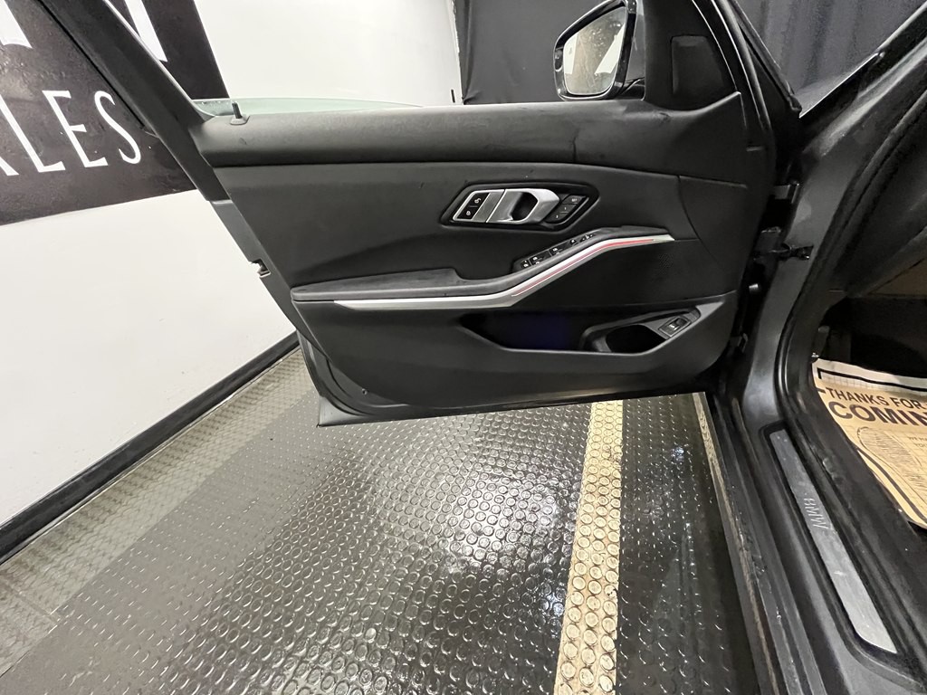 2021 BMW 3 Series Image 7