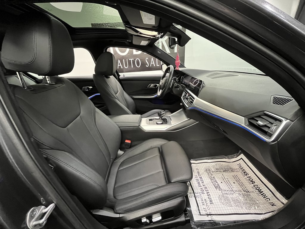 2021 BMW 3 Series Image 10