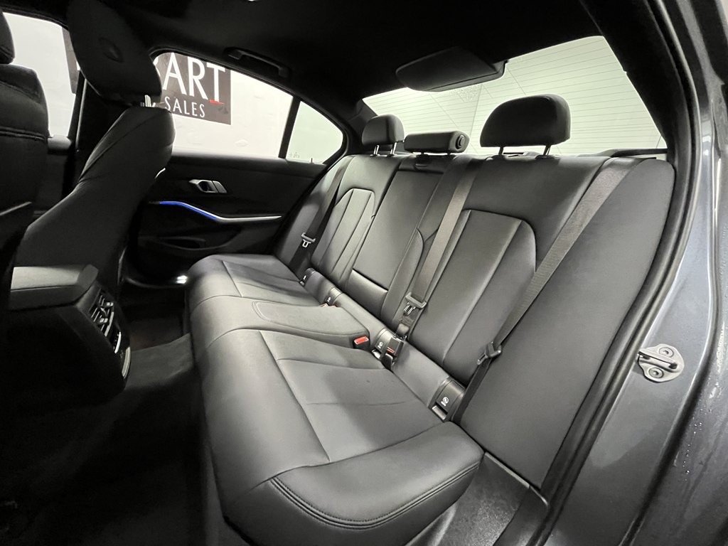 2021 BMW 3 Series Image 14