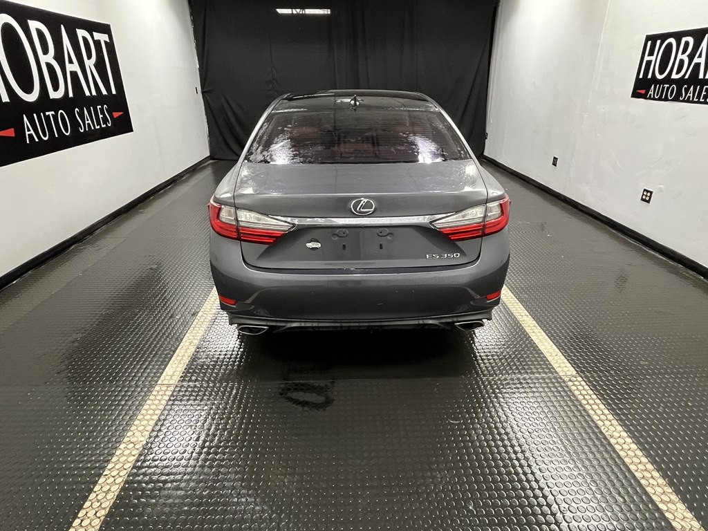 2016 Lexus ES Image 5