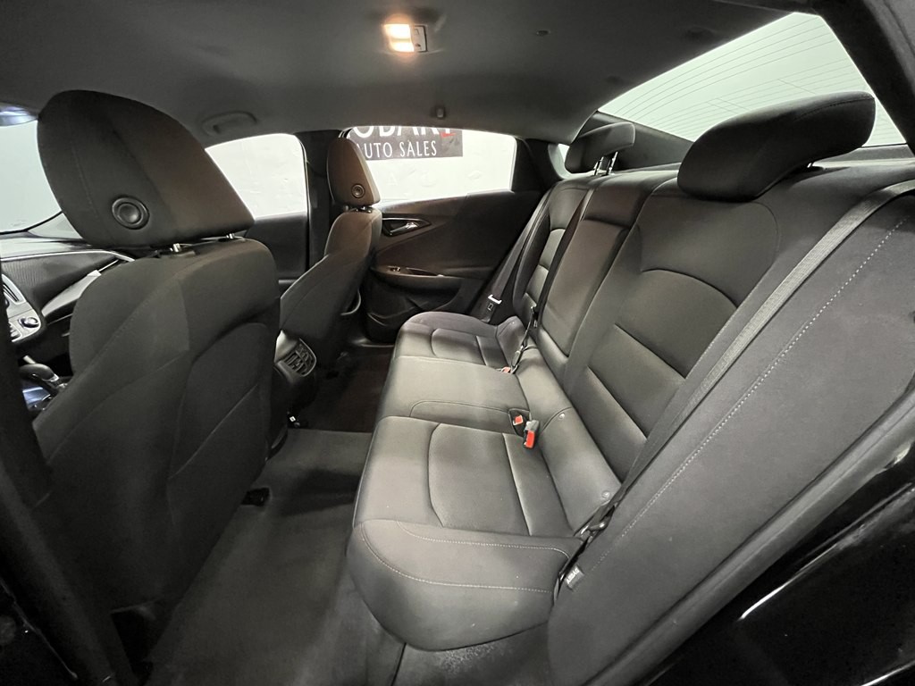 2023 Chevrolet Malibu Image 12