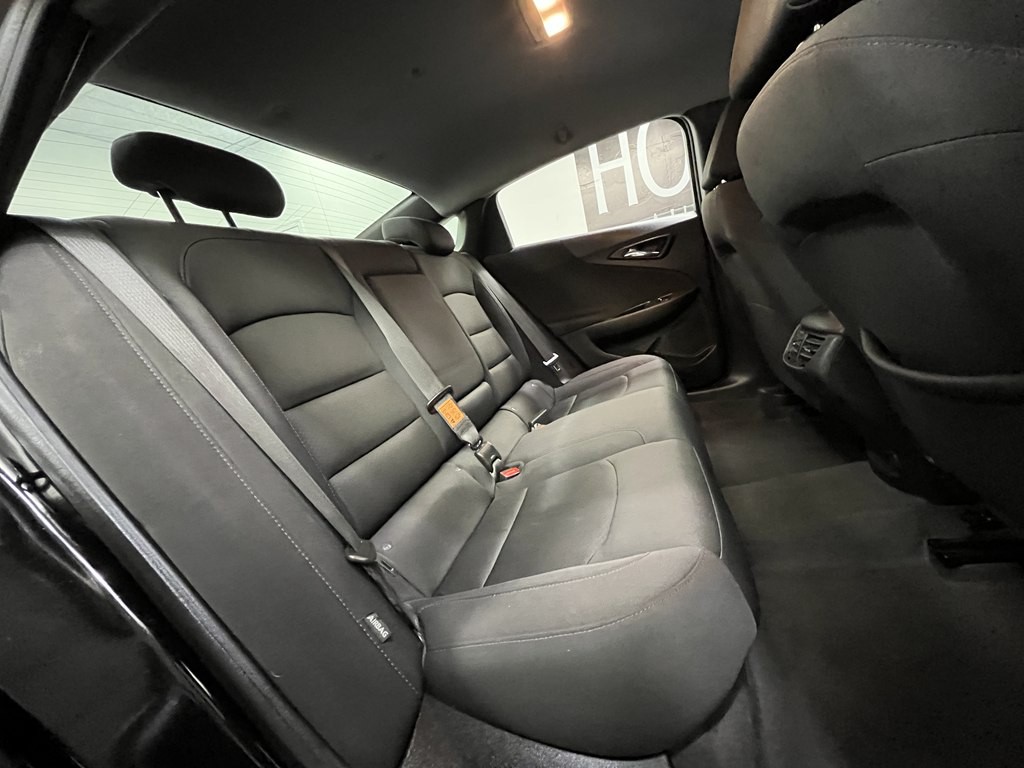 2023 Chevrolet Malibu Image 17