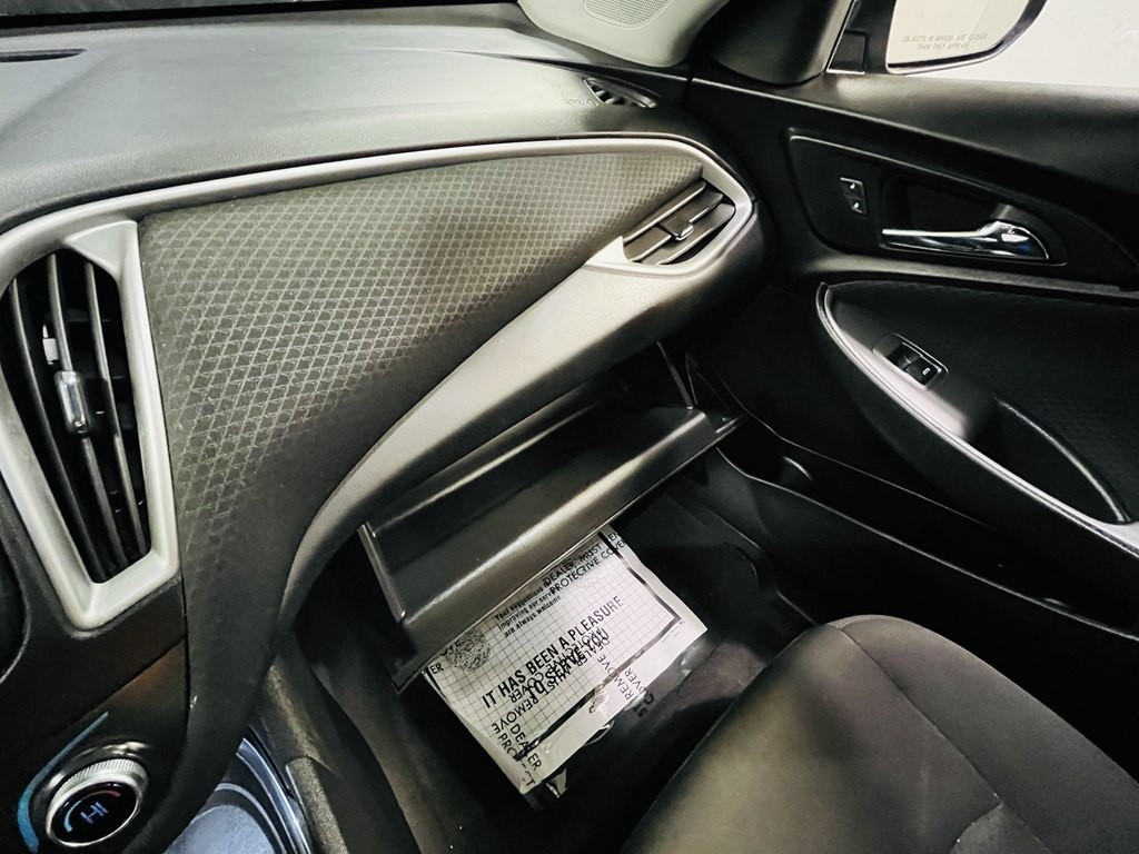 2023 Chevrolet Malibu Image 21