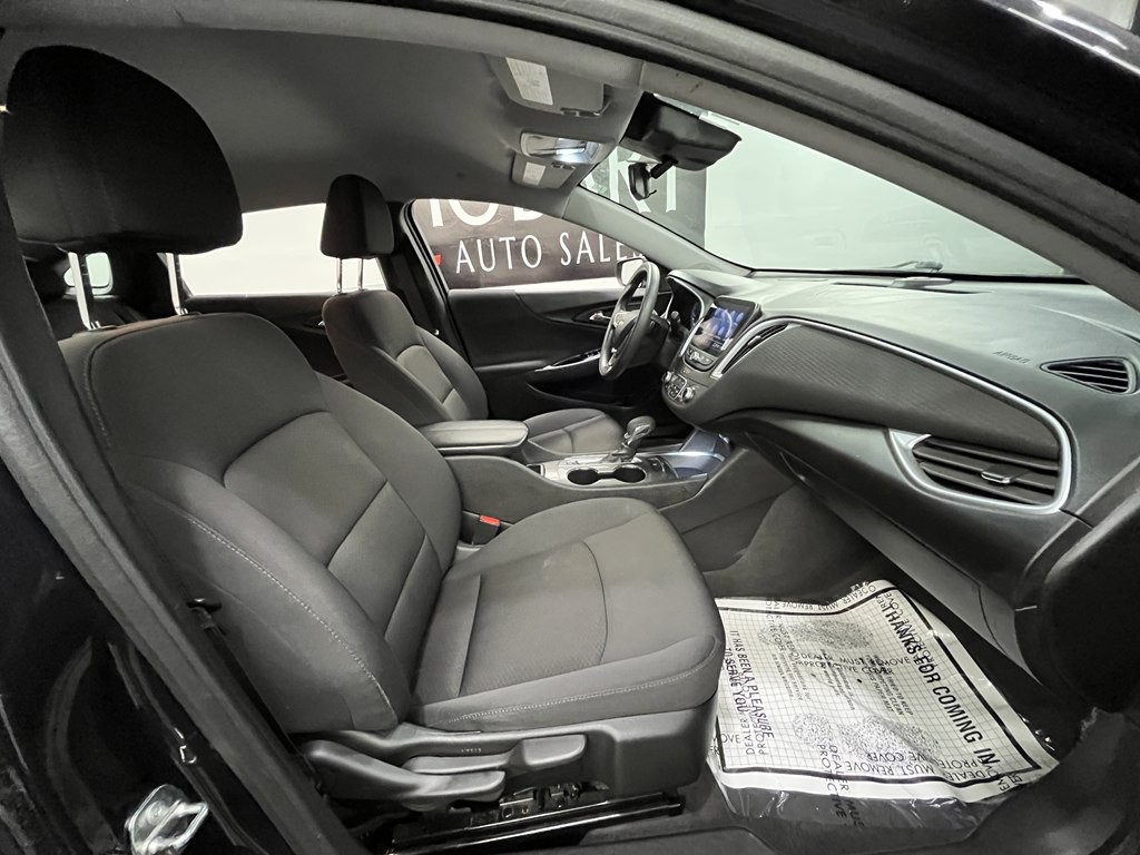 2023 Chevrolet Malibu Image 10