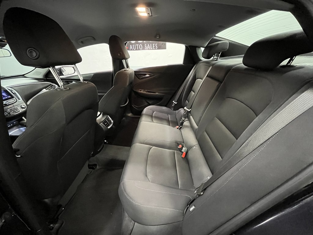 2023 Chevrolet Malibu Image 12