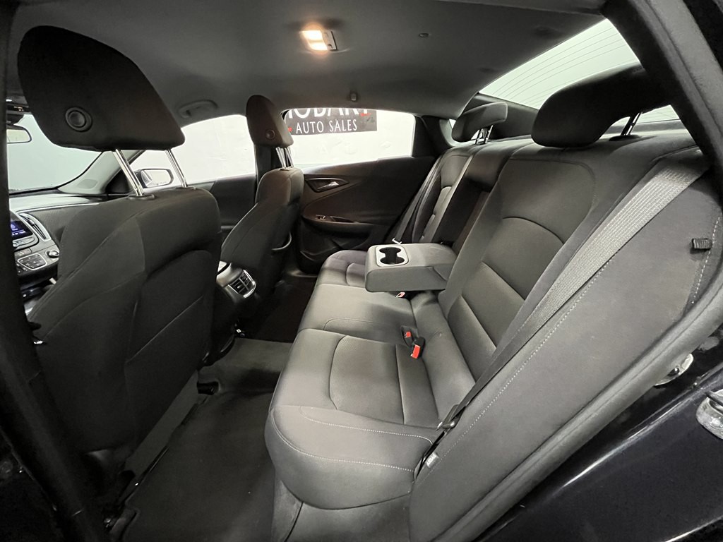 2023 Chevrolet Malibu Image 13