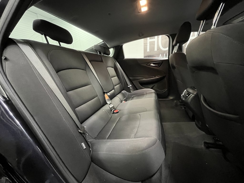 2023 Chevrolet Malibu Image 17