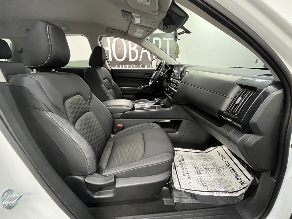2024 Nissan Pathfinder Image 9