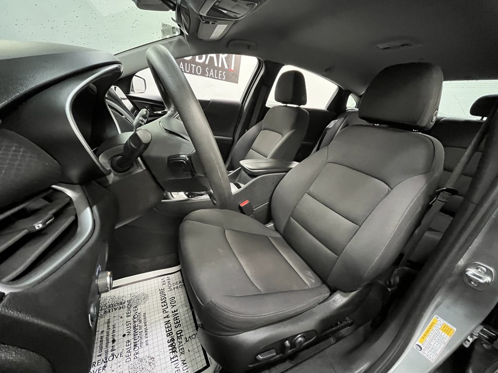 2025 Chevrolet Malibu Image 8