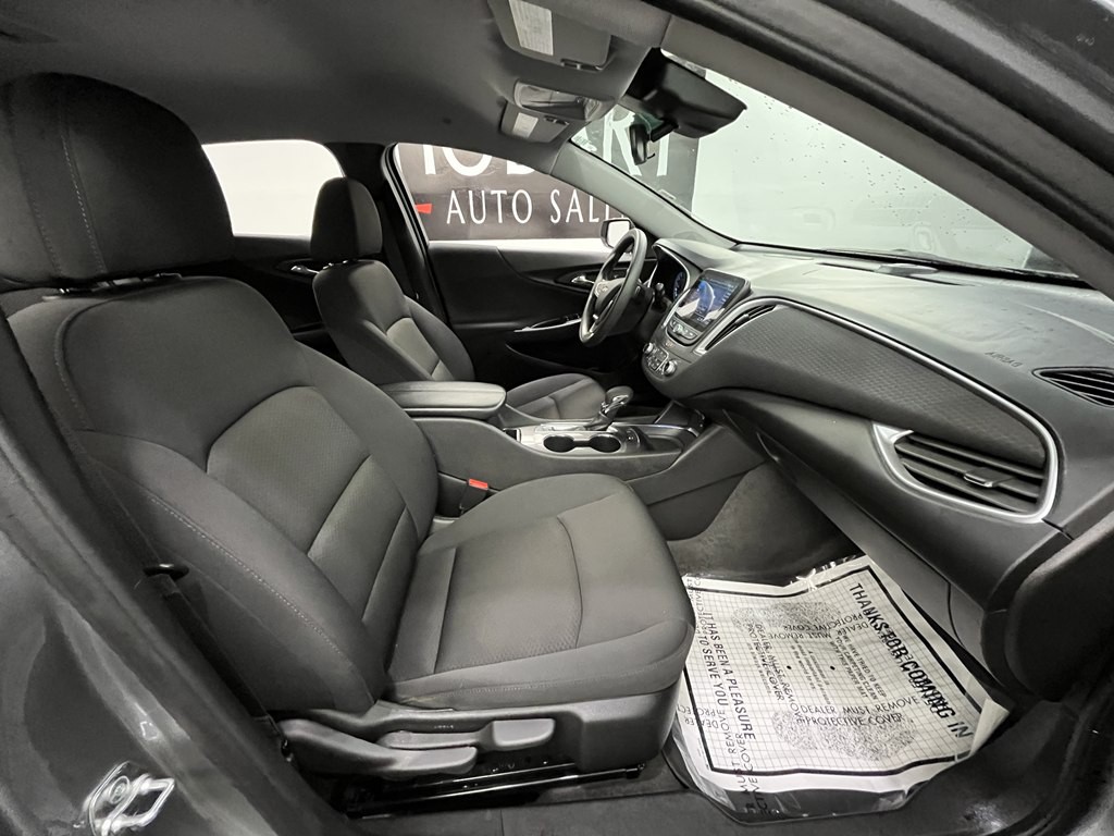 2025 Chevrolet Malibu Image 11