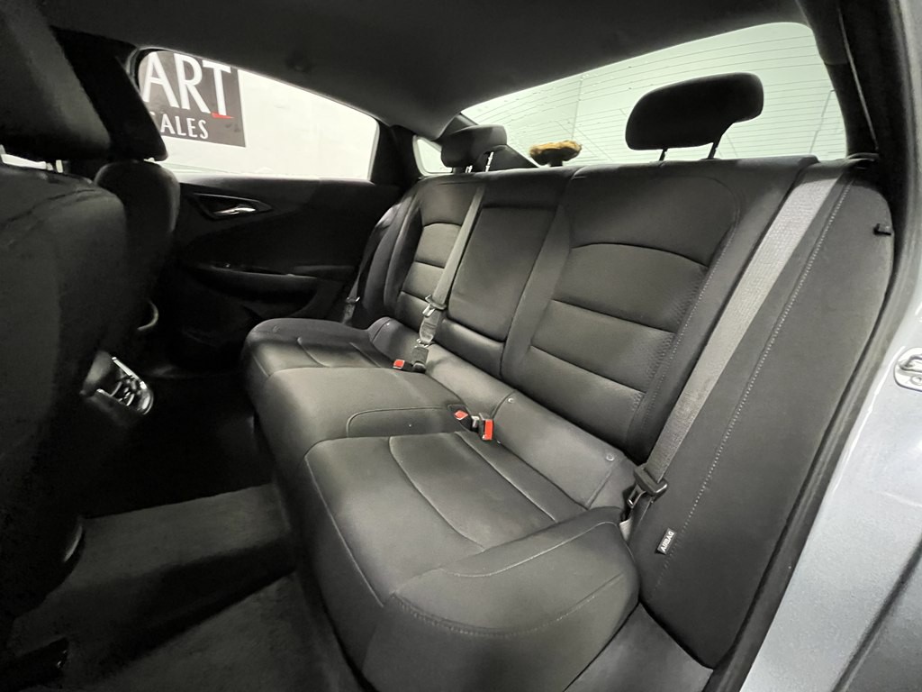 2025 Chevrolet Malibu Image 12