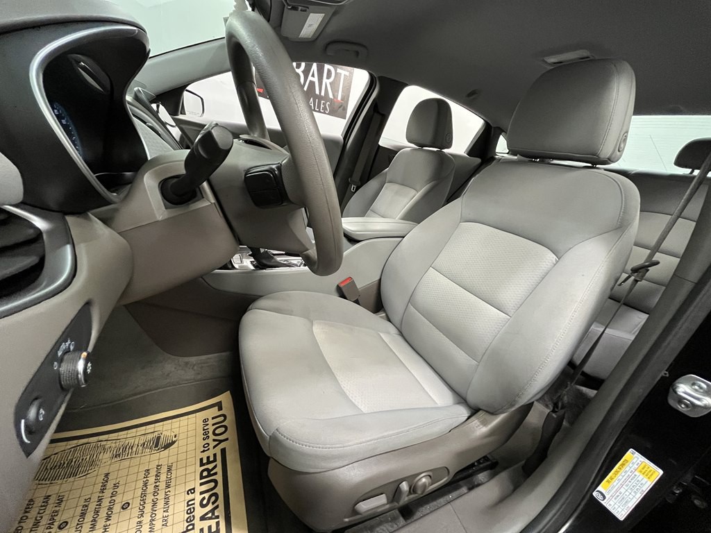 2025 Chevrolet Malibu Image 8