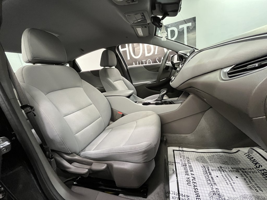 2025 Chevrolet Malibu Image 10