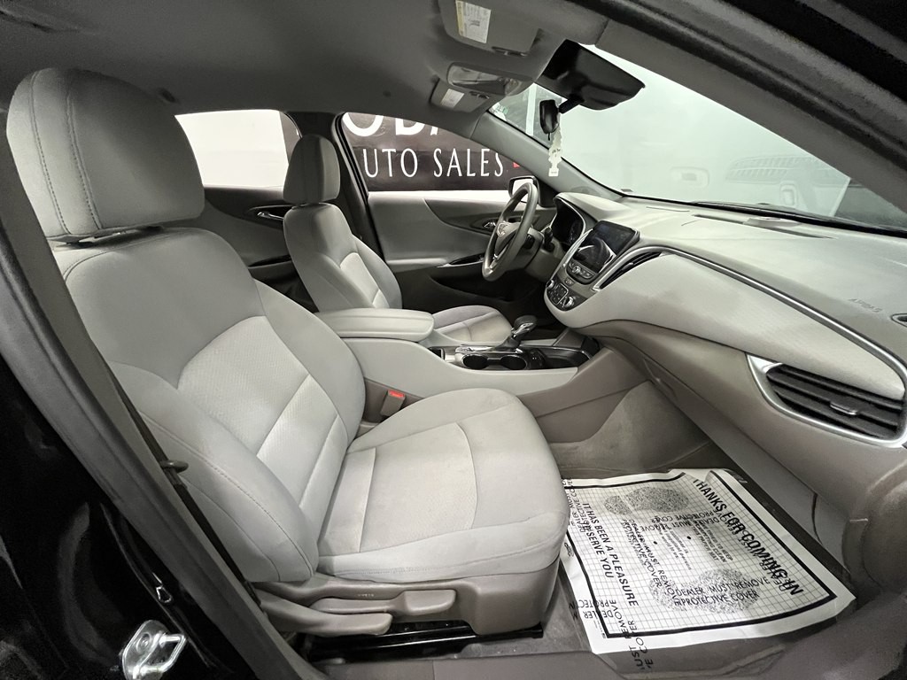 2025 Chevrolet Malibu Image 11