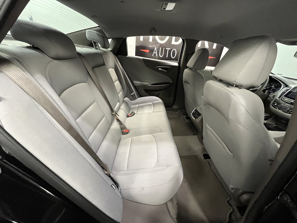 2025 Chevrolet Malibu Image 15