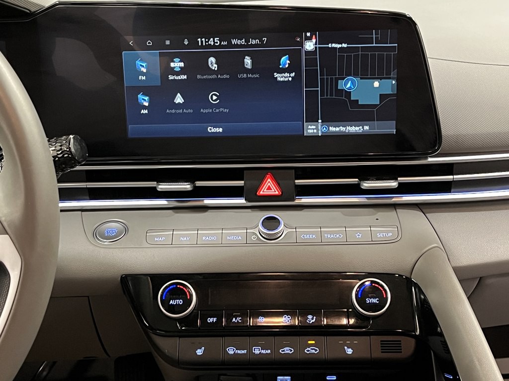 2025 Hyundai Elantra Image 18