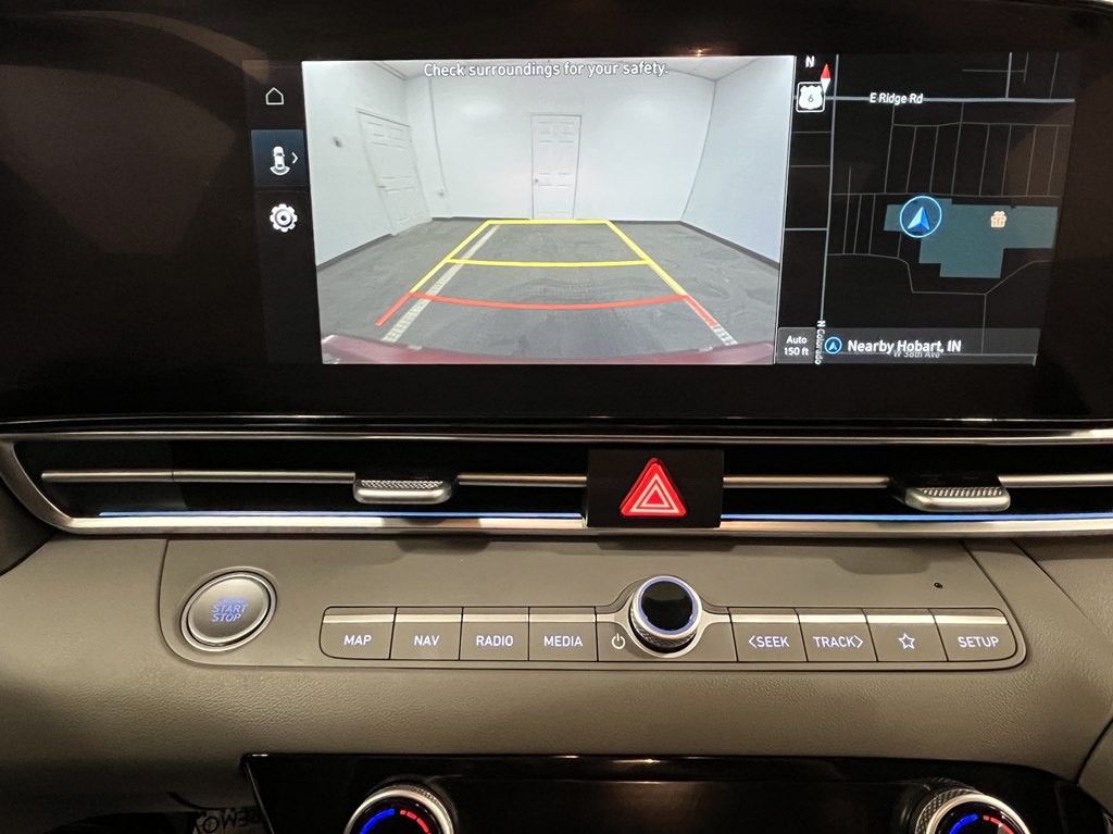 2025 Hyundai Elantra Image 19