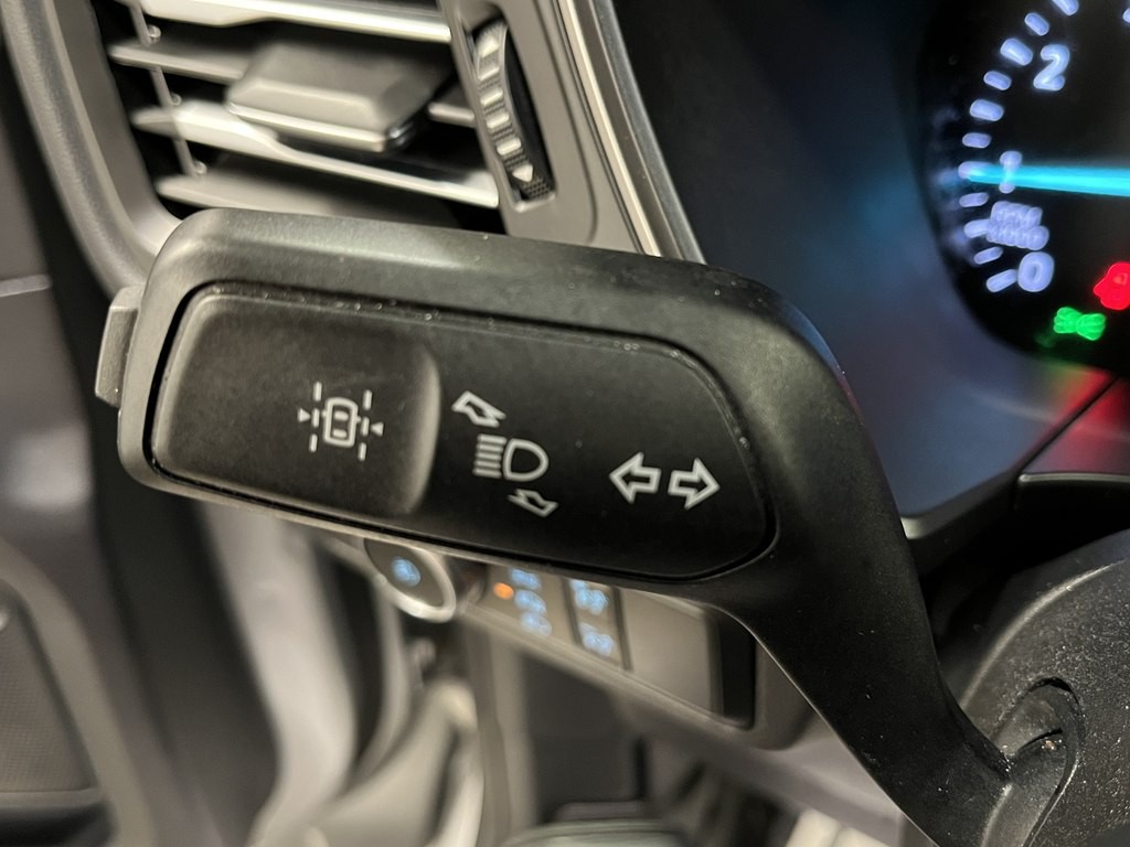 2020 Ford Escape Image 25