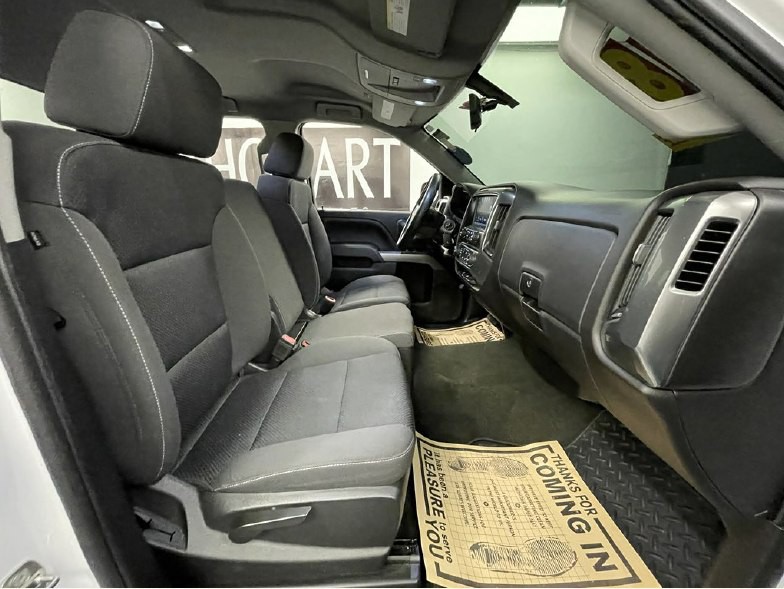 2018 Chevrolet Silverado 1500 Image 12