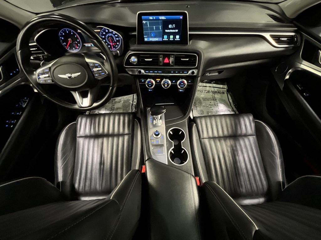 2021 Genesis G70 Image 18