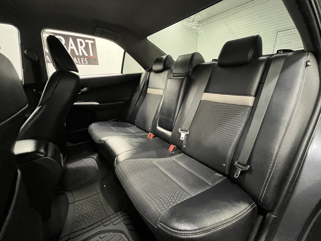 2012 Toyota Camry Image 14