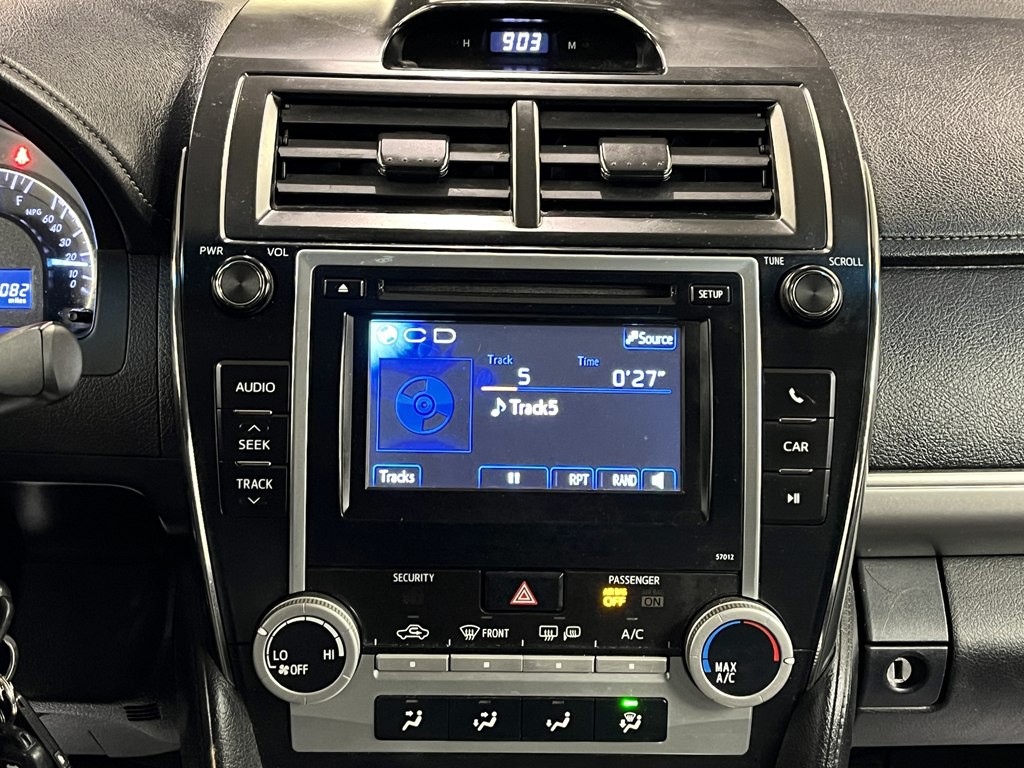 2012 Toyota Camry Image 20