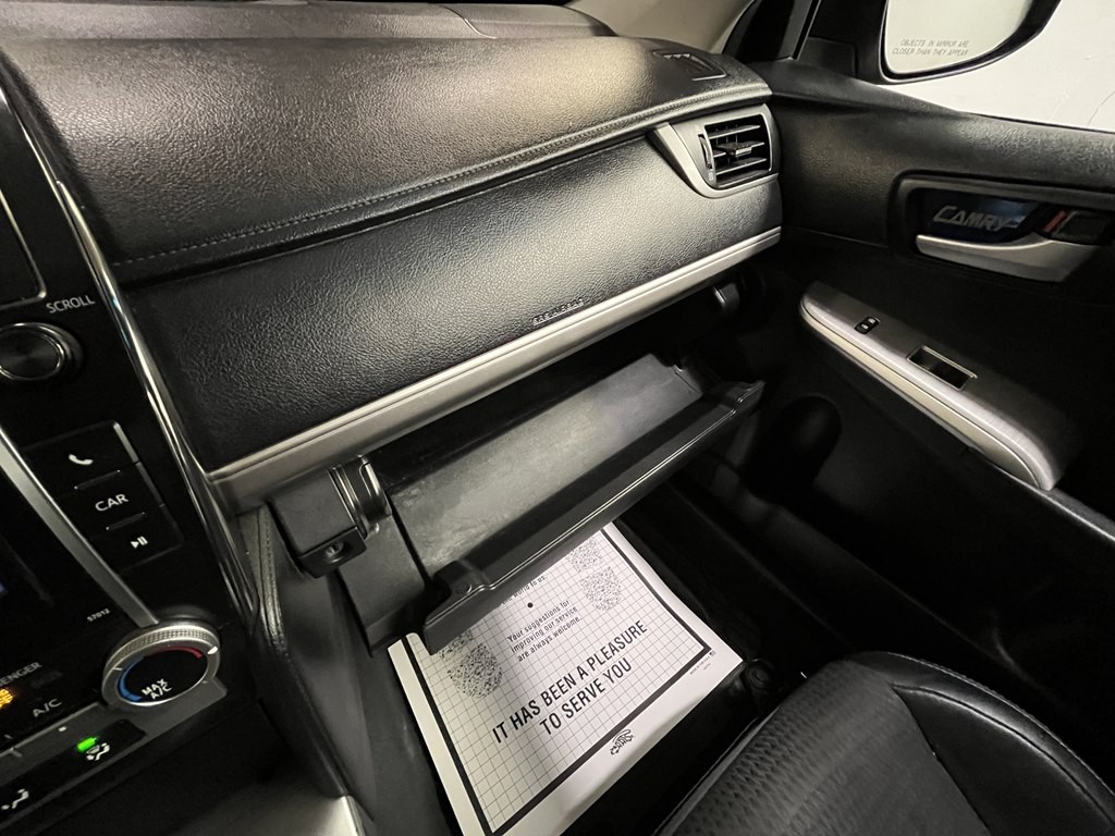 2012 Toyota Camry Image 22