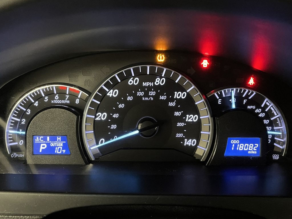 2012 Toyota Camry Image 23