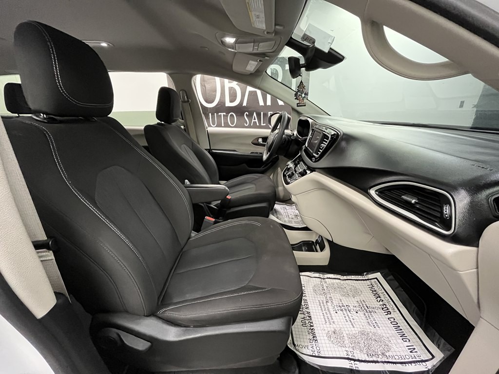 2024 Chrysler Voyager Image 10