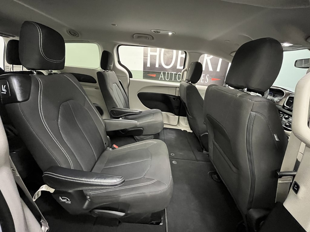 2024 Chrysler Voyager Image 14