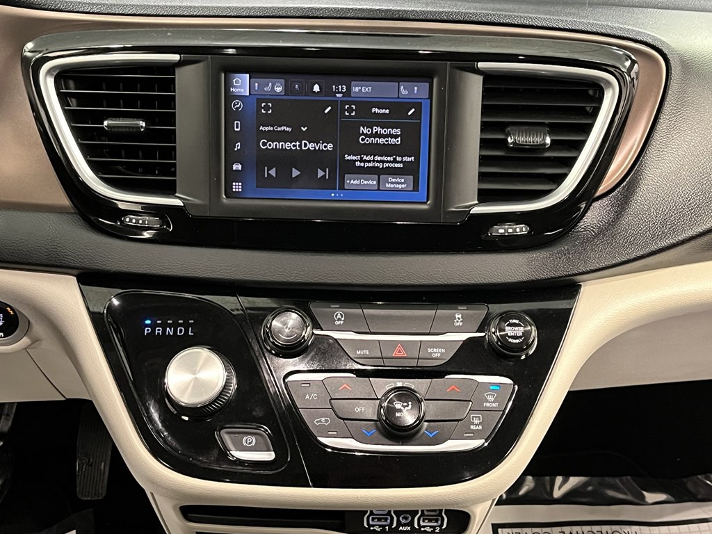 2024 Chrysler Voyager Image 20